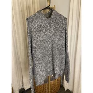 Women’s American eagle gray kitted sweater Turtleneck